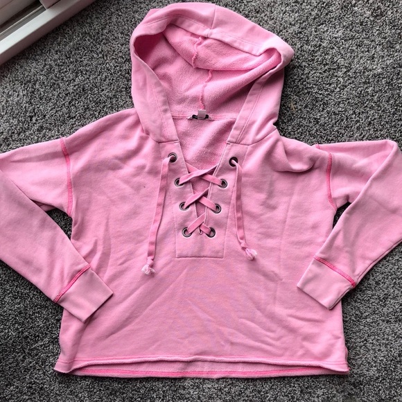 American eagle lace up cropped pink hoodie - Picture 3 of 5